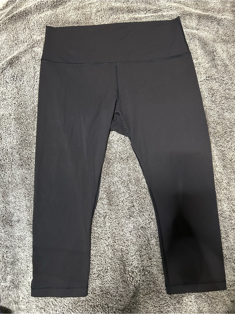 Lululemon Athletica Capri